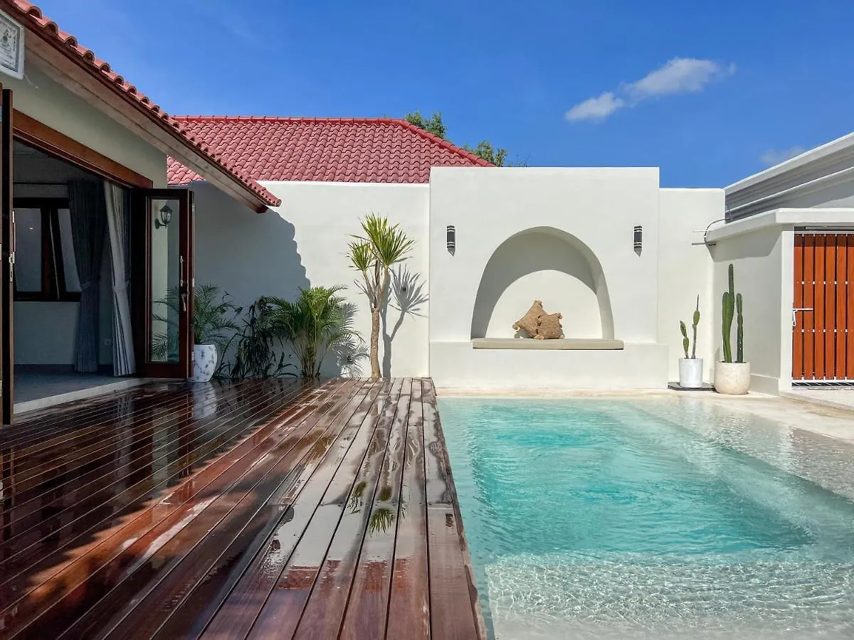 Moana Villa & Suites Bingin Uluwatu  0*, Uluwatu (Bali)